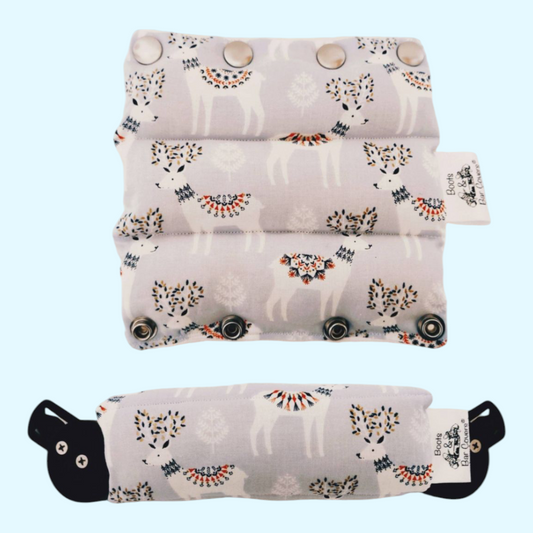 Christmas Scandi Reindeer with gold flecks