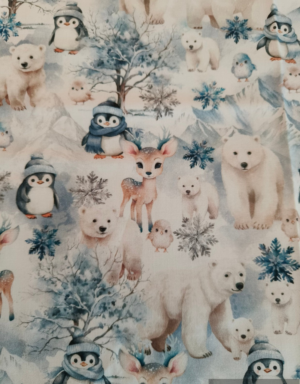 Christmas snowy animals